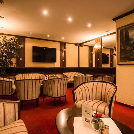 Grand - Business Boutique (adults Only) Otel