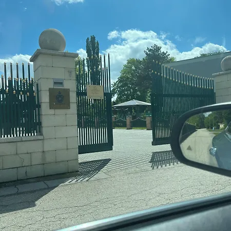 Hotel Grand - Business Boutique (adults Only) Piest'any