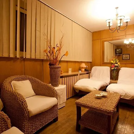 Grand - Business Boutique (adults Only) بييشتِني