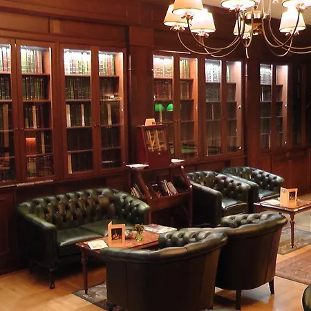 Hotel Grand Boutique With Privat Wellnes (adults Only) 4*