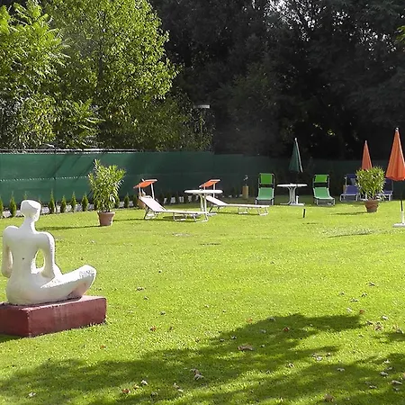 Grand - Business Boutique (adults Only) Отель